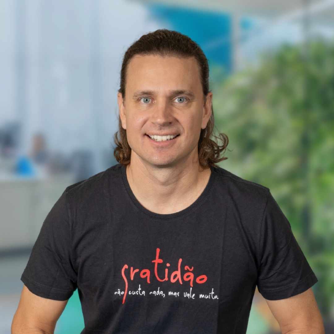 uma-empresa-nao-pode-ser-uma-maquininha-de-burnout-carine-roos-joao-paulo-pacifico-grupo-gaia-somos-newa-podcast-treinamentos